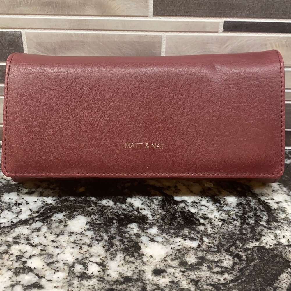 Matt & Nat wallet w/ removable crossbody strap. NWT